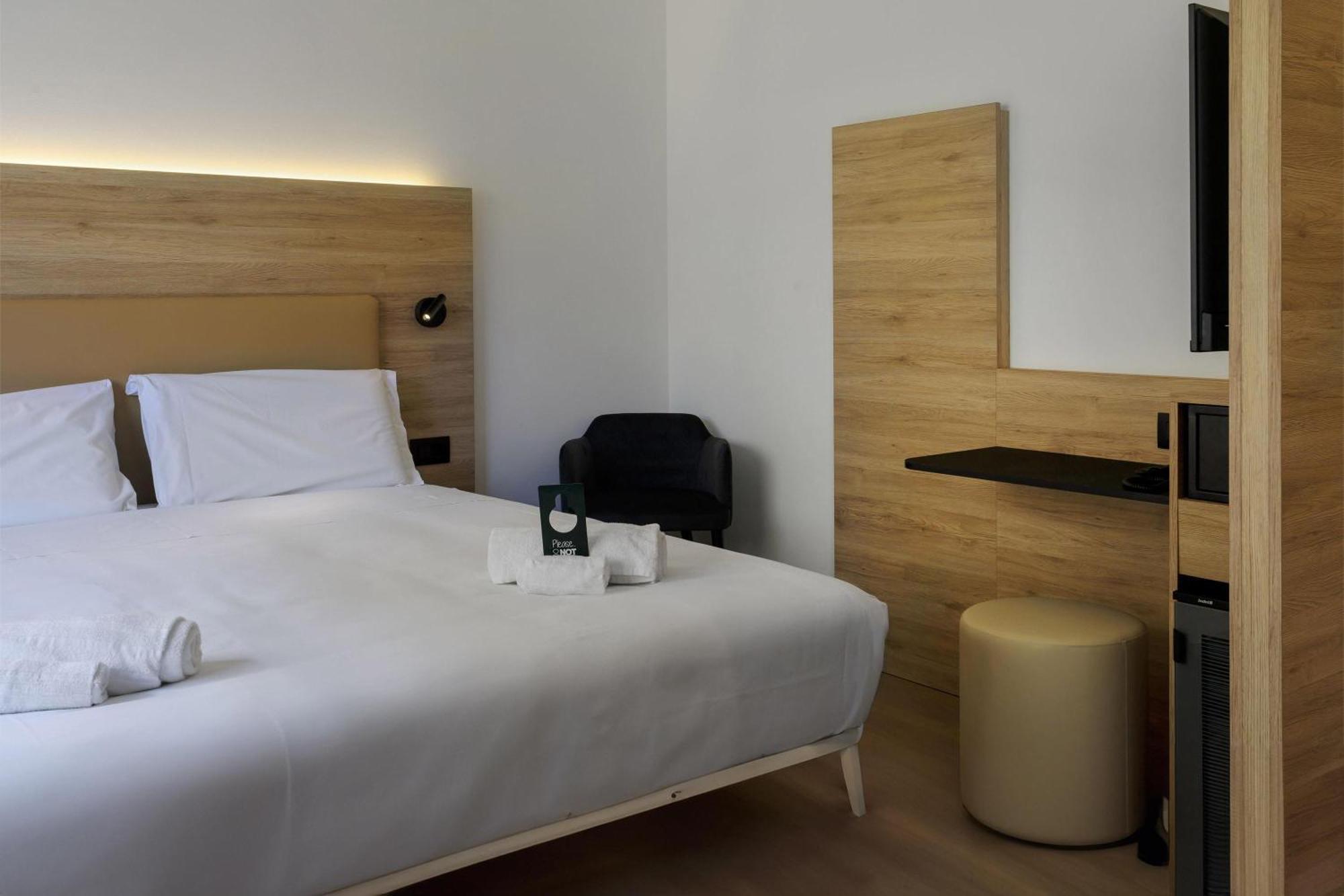 B&B Hotel Catania City Center Exterior photo